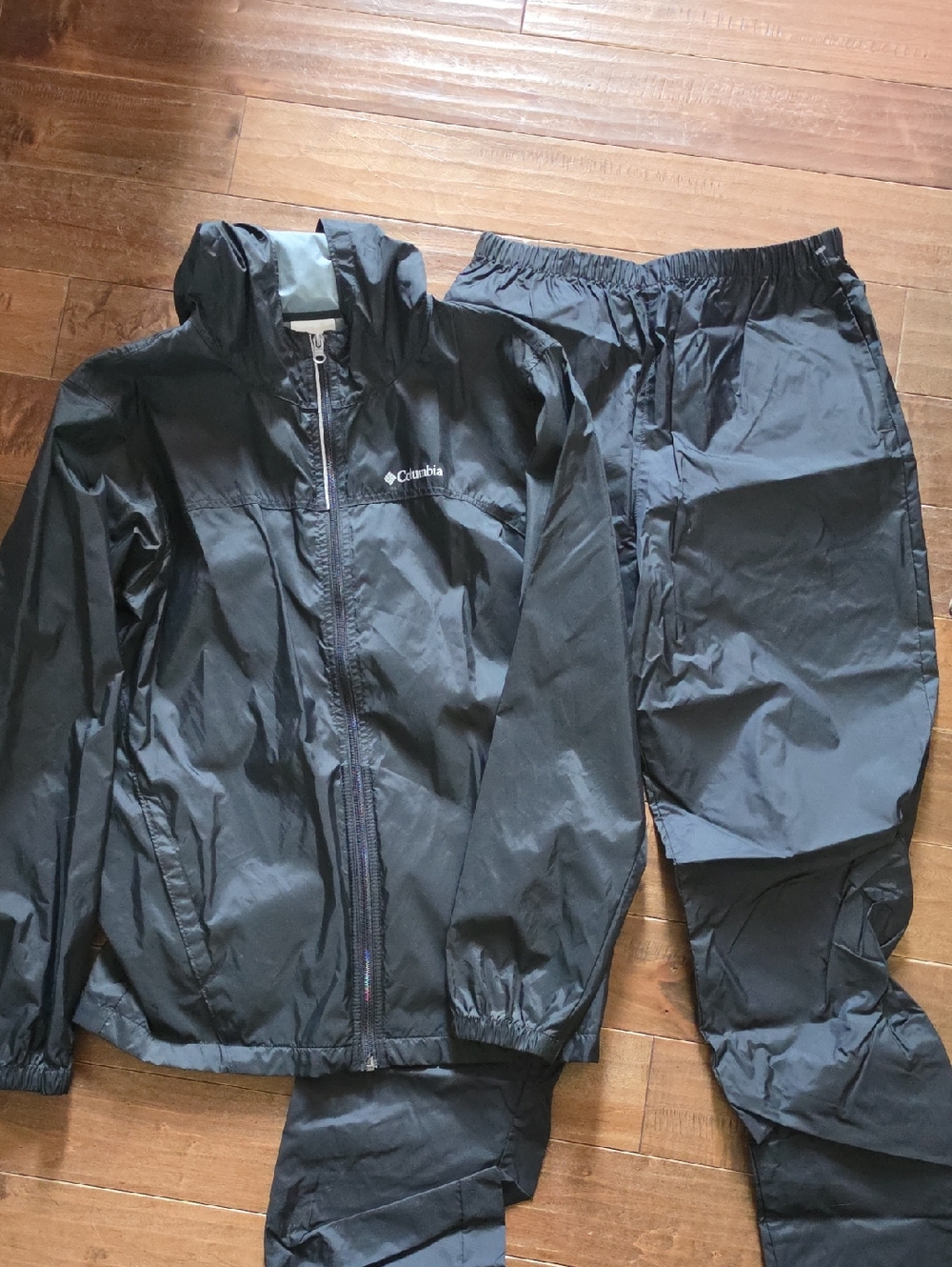Columbia Black Waterproof Rain Jacket and Pants Set